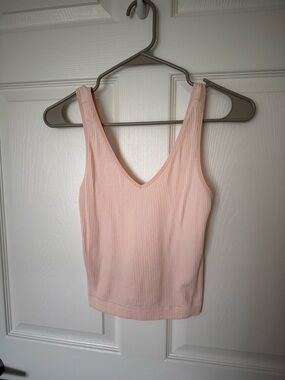 Old Navy Ribbed V-Neck Crop Tank